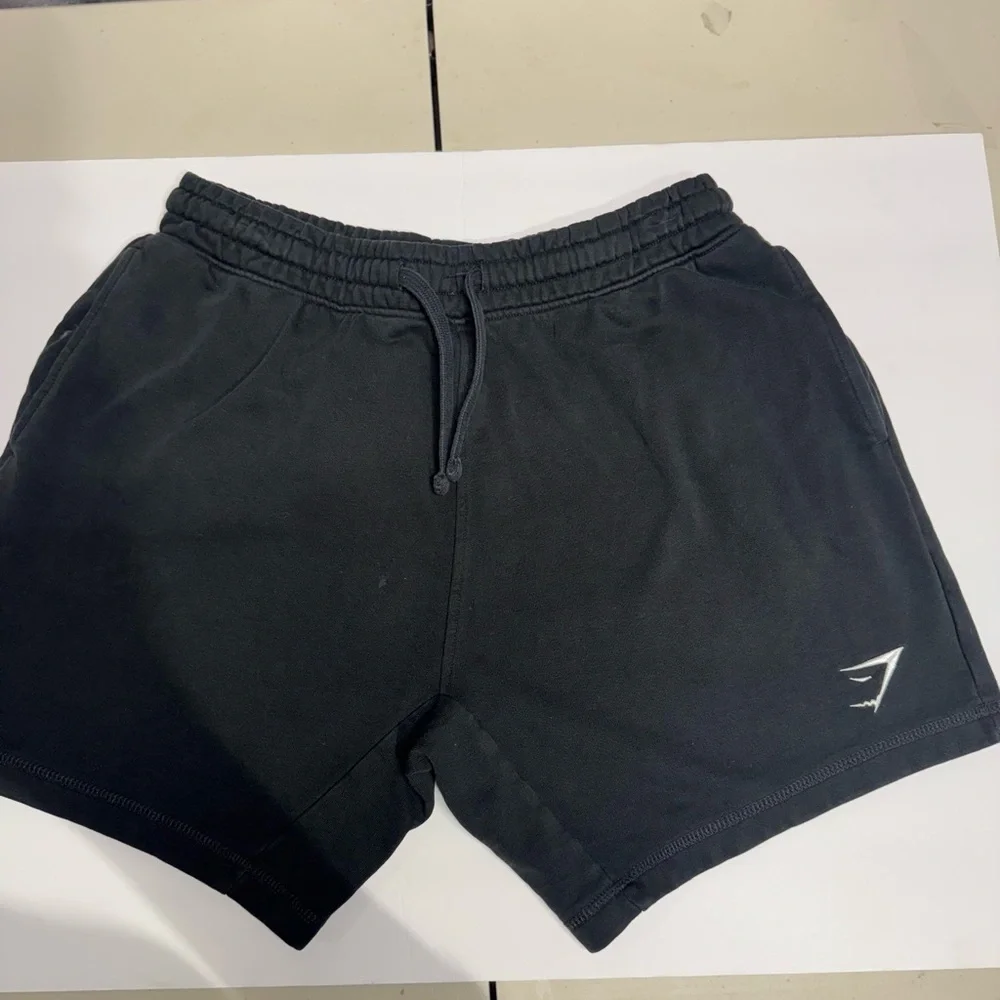 Gymshark Black Athletic Shorts Size M Drawstring Pocket Logo - Picture 2 of 10